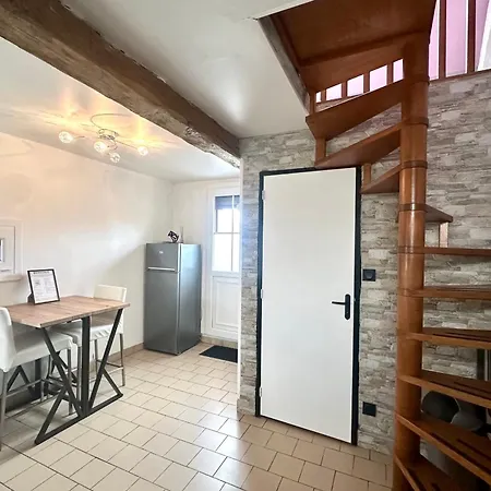 Escapade Detente Duplex Cosy Avec Parking Lägenhet